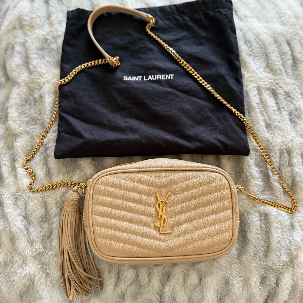 Grain De Poudre Matelasse Monogram Lou Camera Bag